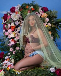 Lee más sobre el artículo Beyoncé anunció que esta embarazada de gemelos