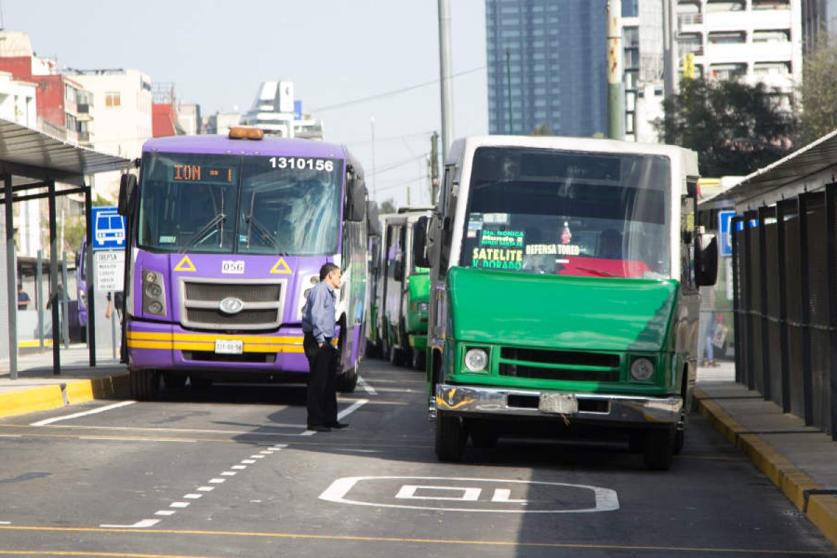 En este momento estás viendo Aumentan un peso el Servicio de Transporte Público en la Ciudad de México