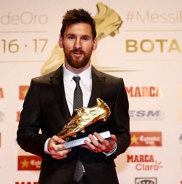 En este momento estás viendo Lionel Messi recibe su cuarta Bota de Oro