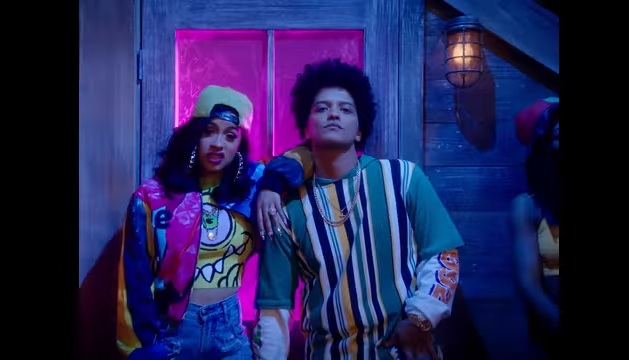 En este momento estás viendo Bruno Mars lanzó remix de su canción “Finesse” junto a Cardi B