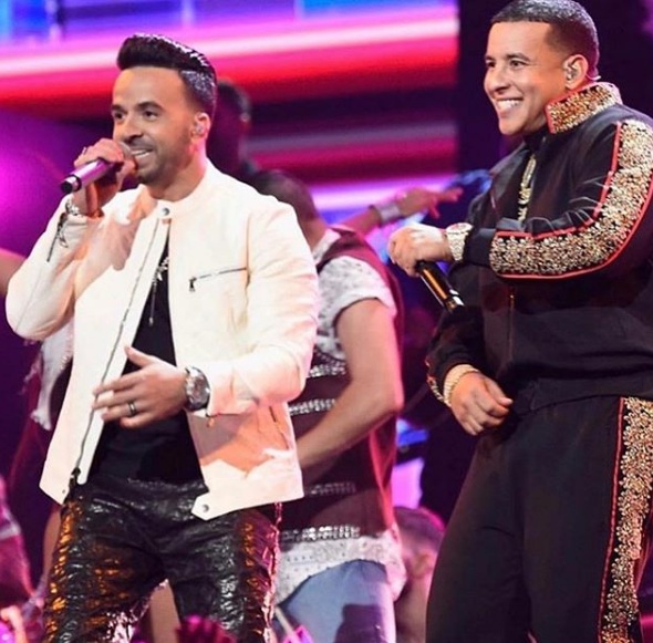 En este momento estás viendo Luis Fonsi y Daddy Yankee cantarón “Despacito” en los Grammy
