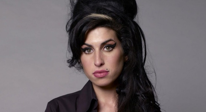 En este momento estás viendo Sale a la luz canción inédita de Amy Winehouse