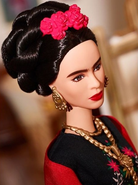 En este momento estás viendo Barbie lanza muñeca de Frida Kahlo