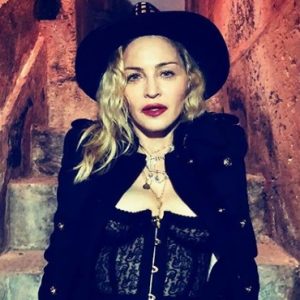 Lee más sobre el artículo Madonna prepara nuevo álbum