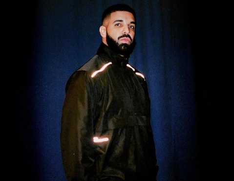 En este momento estás viendo Drake lidera la lista de nominados para los American Music Awards