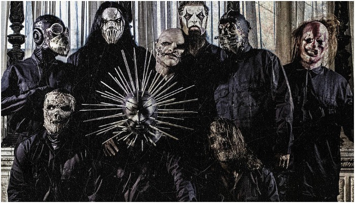 En este momento estás viendo Slipknot sorprende en plena noche de Halloween