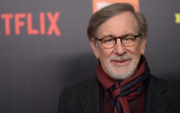 En este momento estás viendo Steven Spielberg le hace el feo a Netflix