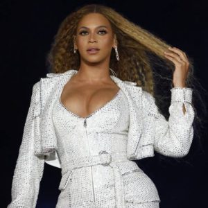 Lee más sobre el artículo Beyoncé lanza su nuevo álbum y su documental “Homecoming”
