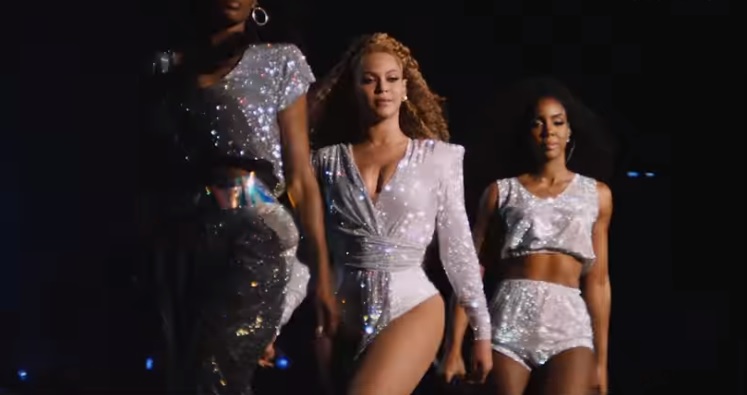 En este momento estás viendo Netflix lanza trailer de “Homecoming: Una película de Beyoncé”