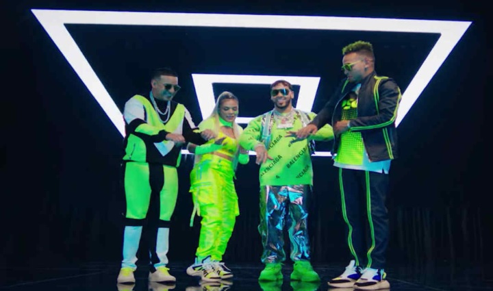 En este momento estás viendo Anuel AA lanzó su nuevo sencillo “China” con Daddy Yankee, Karol G, Ozuna y J Balvin