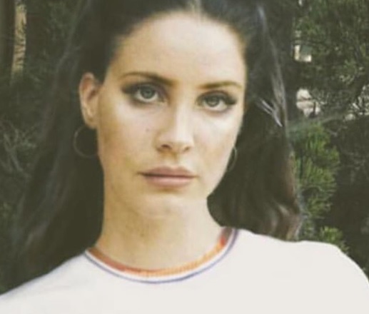 En este momento estás viendo Lana Del Rey anuncia fecha de lanzamiento de su nuevo álbum