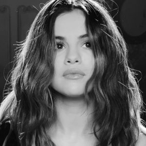 Lee más sobre el artículo Selena Gomez anuncia su regreso a la música