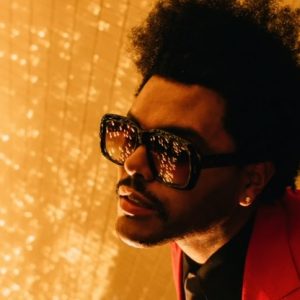 Lee más sobre el artículo The Weeknd lanza nuevo sencillo “Blinding Lights”