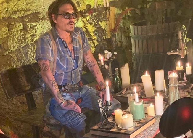 En este momento estás viendo Johnny Depp se une a Instagram