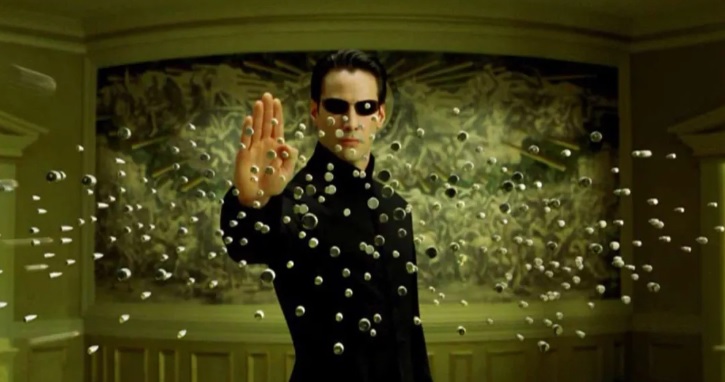 En este momento estás viendo Warner Bros vuelve a posponer fecha de estreno de “Matrix 4”