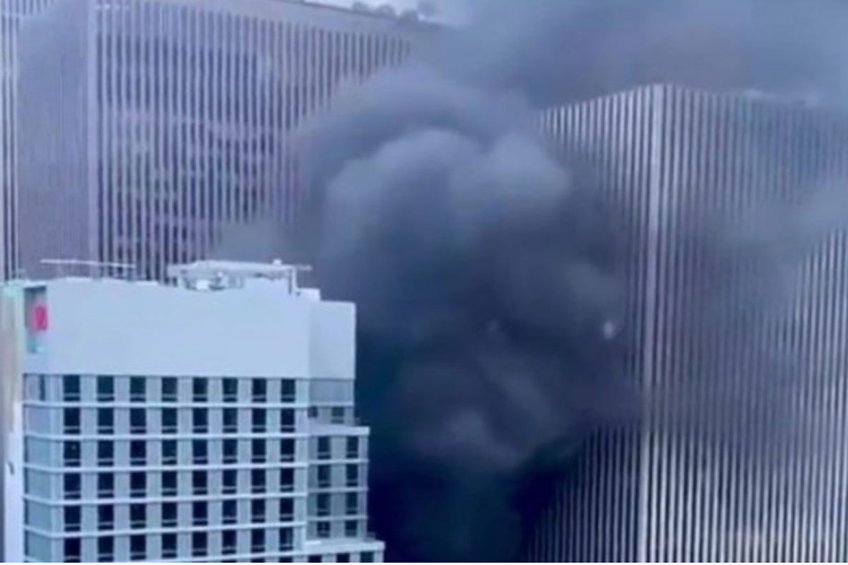 En este momento estás viendo Se registra incendio en edificio cercano al Rockefeller Center de Nueva York