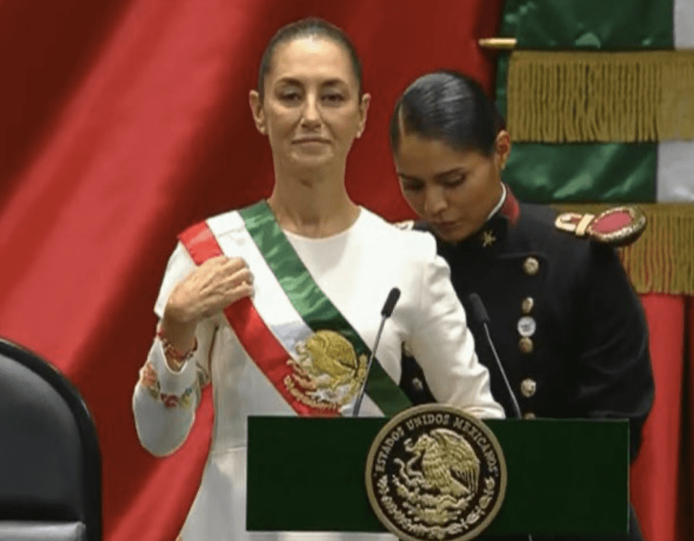 En este momento estás viendo Claudia Sheinbaum se convierte en la primera mujer presidenta de México